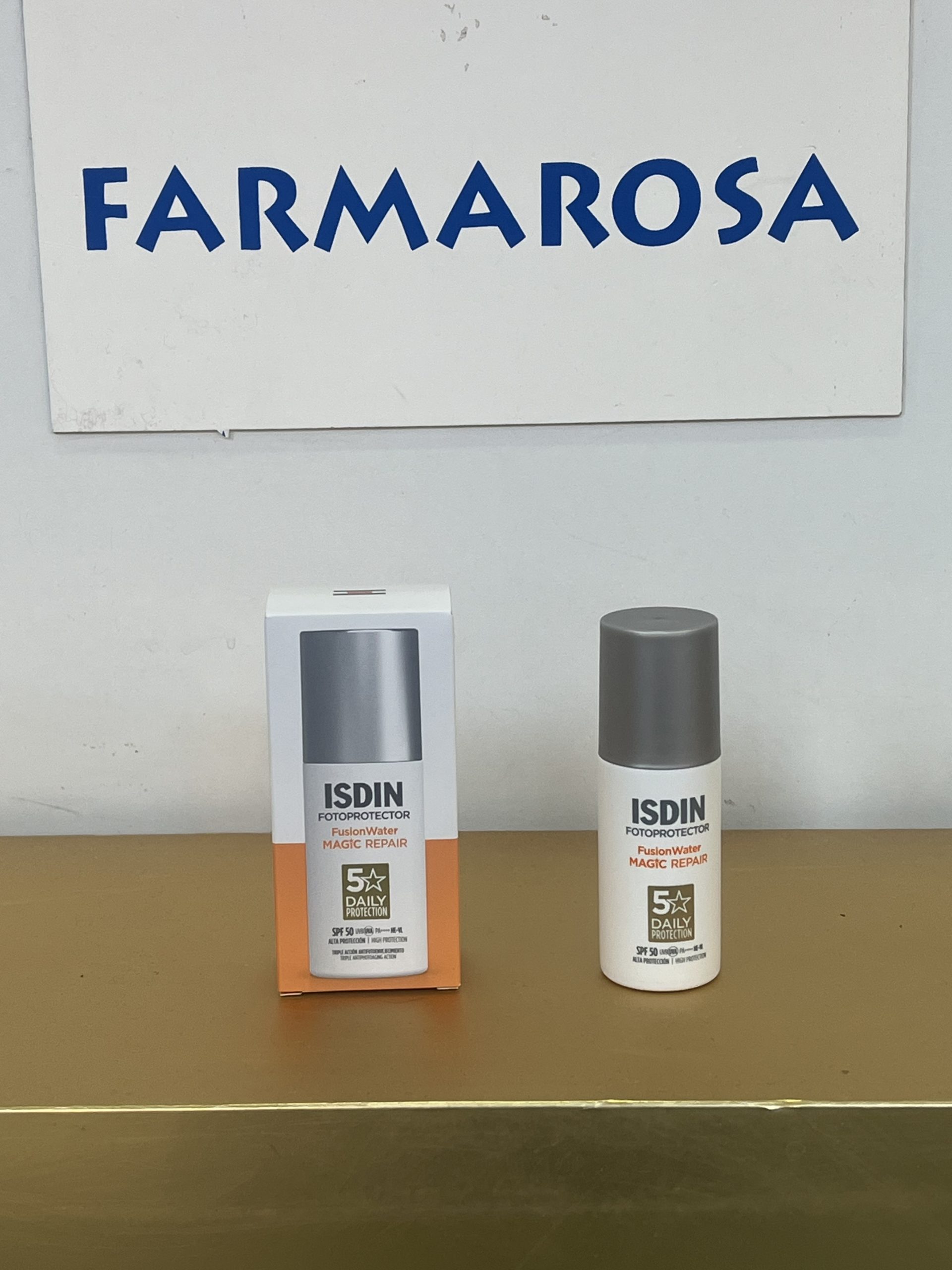 Premio aportado por PARAFARMACIA FARMAROSA